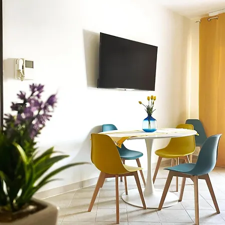 Cocteau House شقة أولبيا